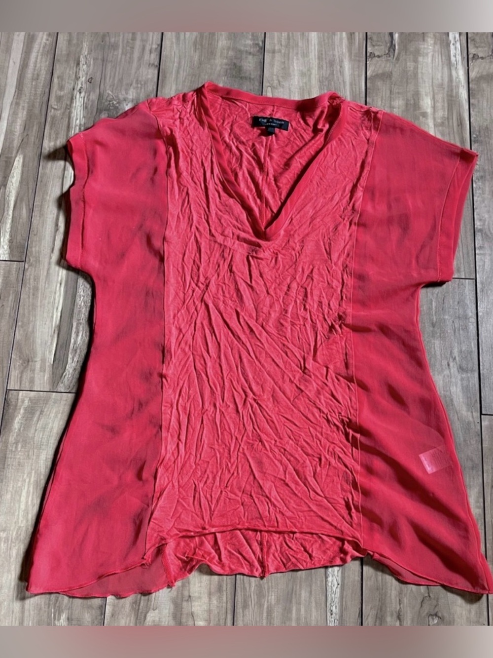 Rag & Bone women's short-sleeve V-neck top in a coral pink color